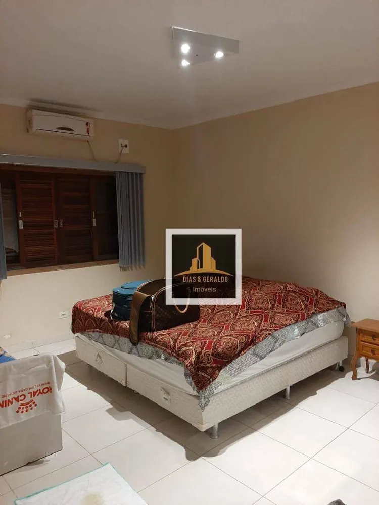 Casa, 3 quartos, 352 m² - Foto 11