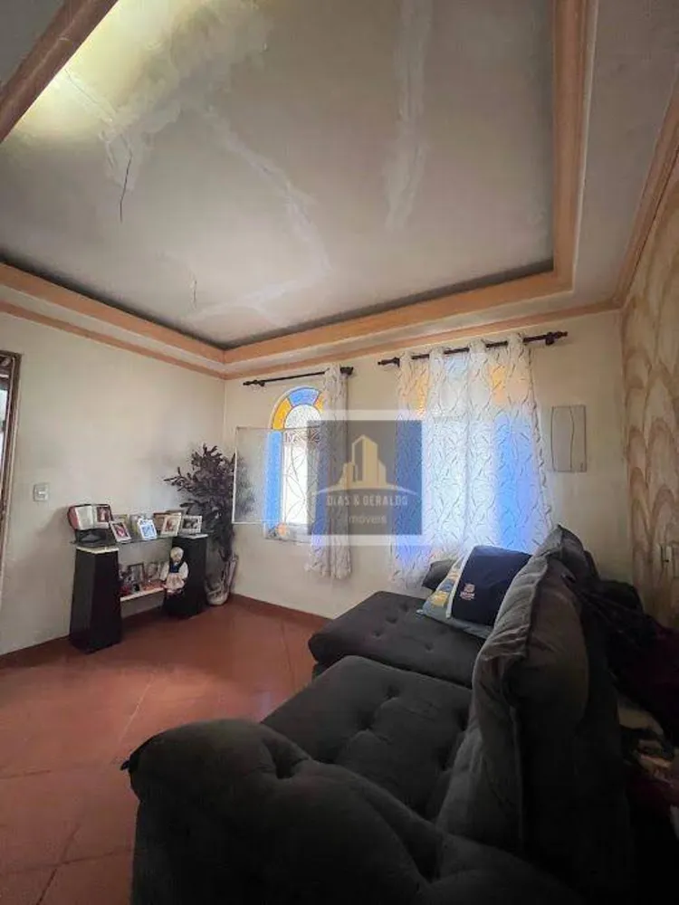 Casa, 4 quartos, 204 m² - Foto 2