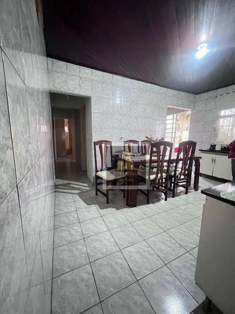 Casa, 4 quartos, 204 m² - Foto 3