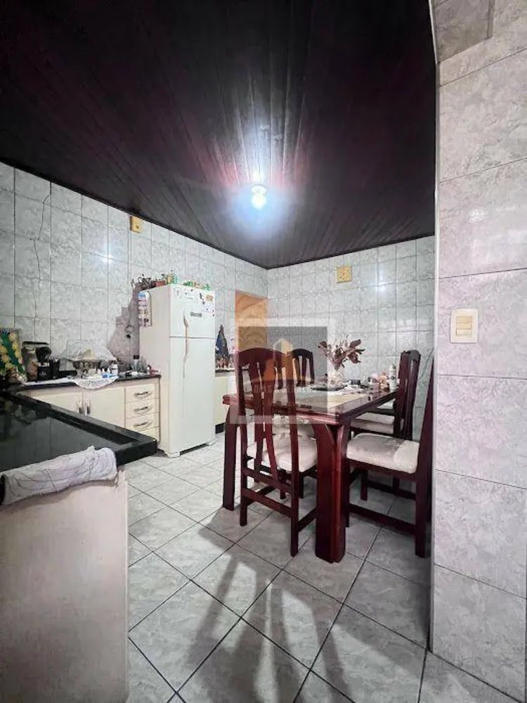 Casa, 4 quartos, 204 m² - Foto 5
