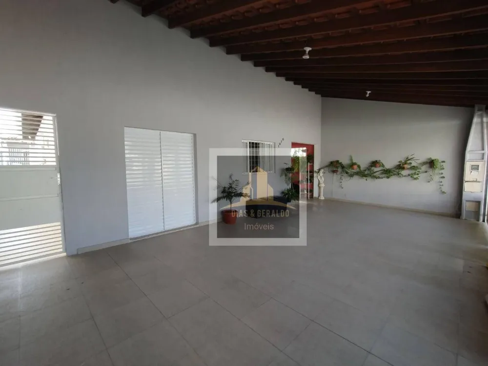 Casa, 5 quartos, 150 m² - Foto 1