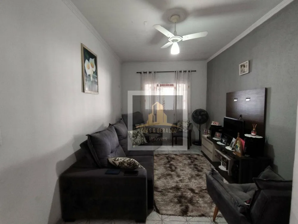 Casa, 5 quartos, 150 m² - Foto 2
