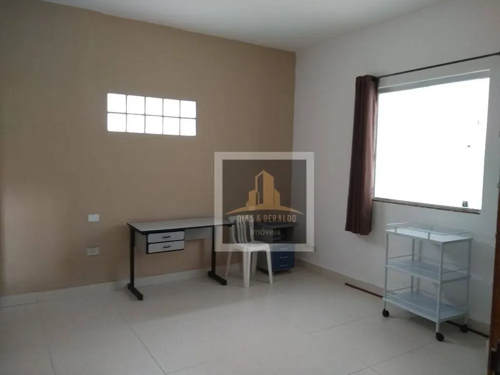 Casa, 3 quartos, 420 m² - Foto 2
