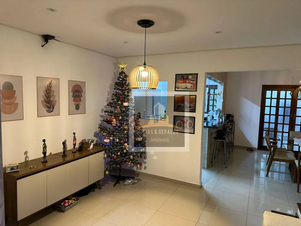 Sobrado, 3 quartos, 172 m² - Foto 1