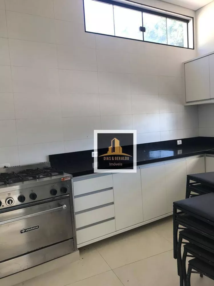 Chácara, 8 quartos, 6000 m² - Foto 4