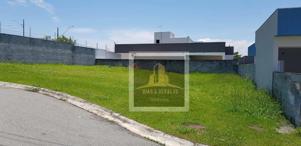 Loteamento e Condomínio, 430 m² - Foto 1