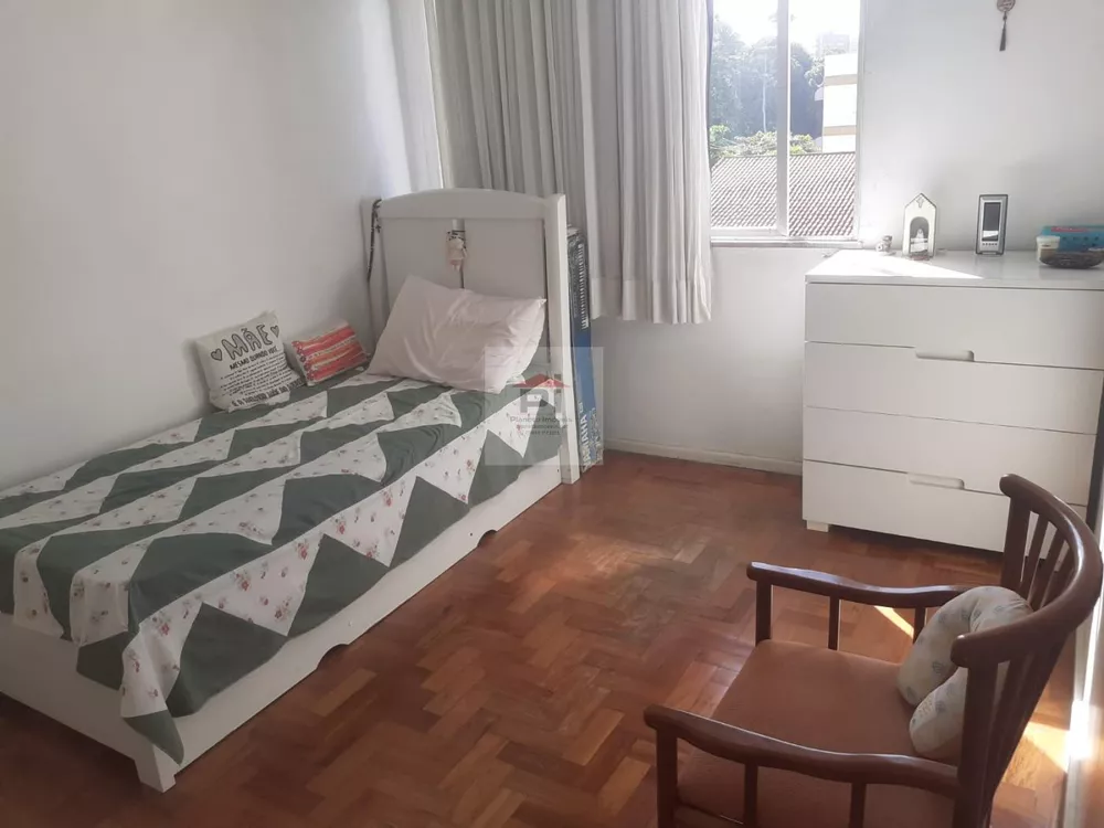 Apartamento à venda com 3 quartos, 130m² - Foto 3