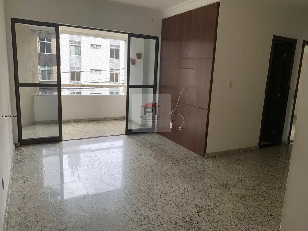 Apartamento à venda com 3 quartos, 72m² - Foto 1