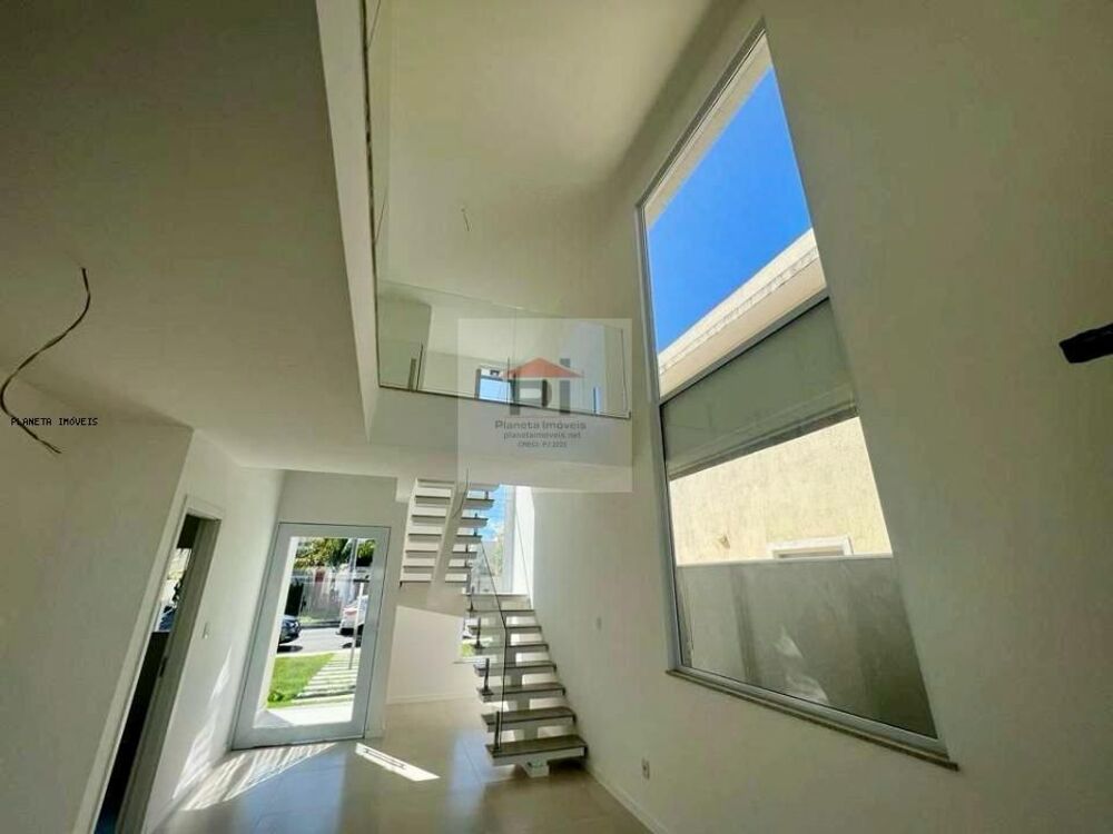 Casa de Condomínio à venda com 4 quartos, 300m² - Foto 4