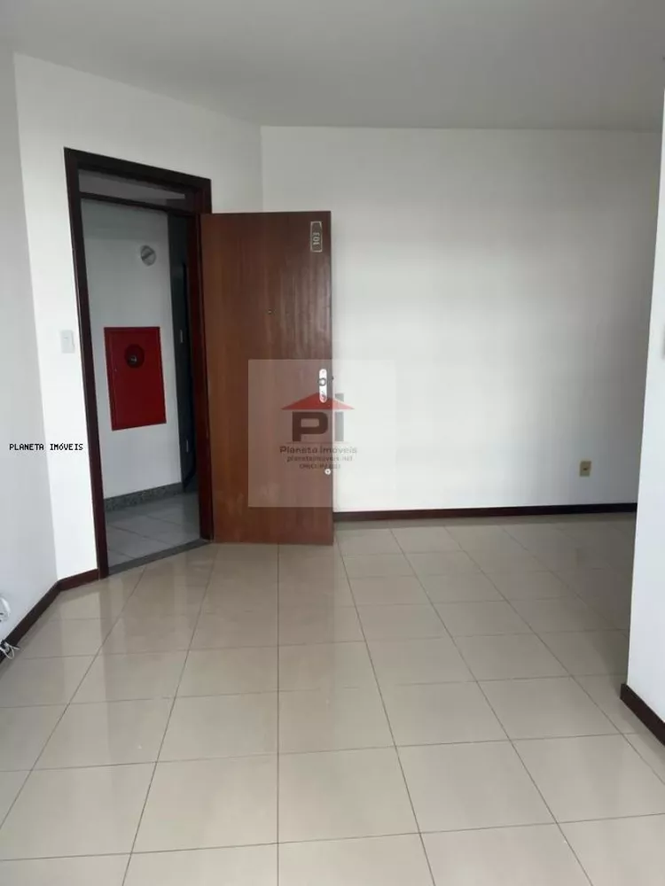 Apartamento à venda com 3 quartos, 70m² - Foto 1