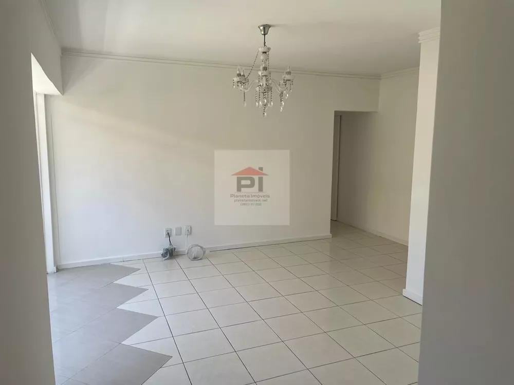 Apartamento à venda com 2 quartos, 94m² - Foto 3