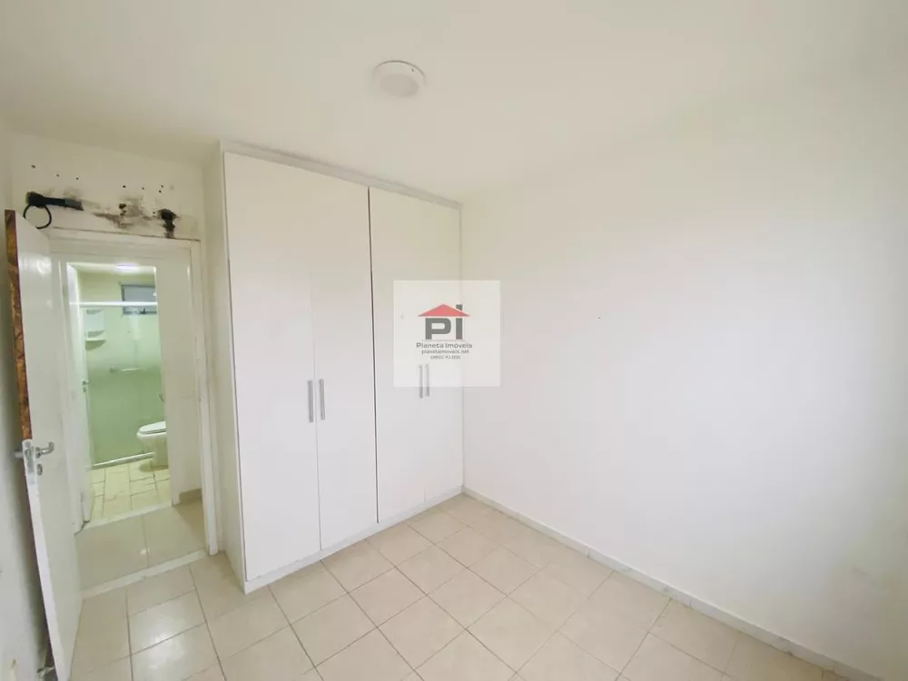 Apartamento à venda com 3 quartos, 80m² - Foto 4