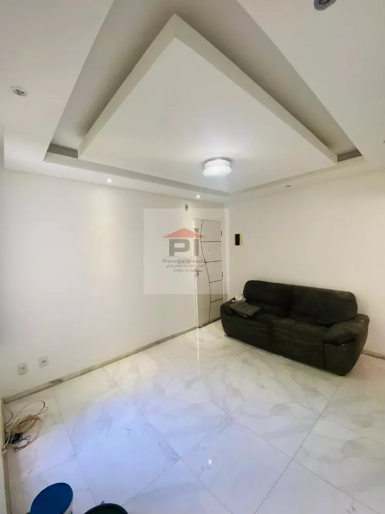 Apartamento à venda com 2 quartos, 48m² - Foto 2