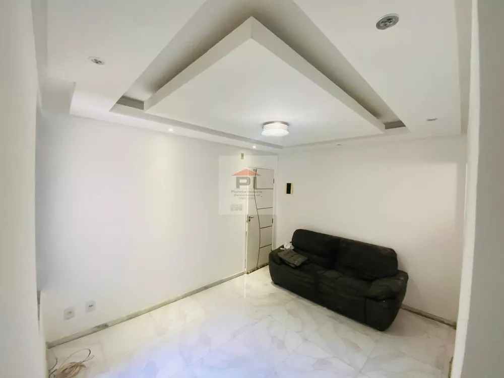 Apartamento à venda com 2 quartos, 48m² - Foto 3