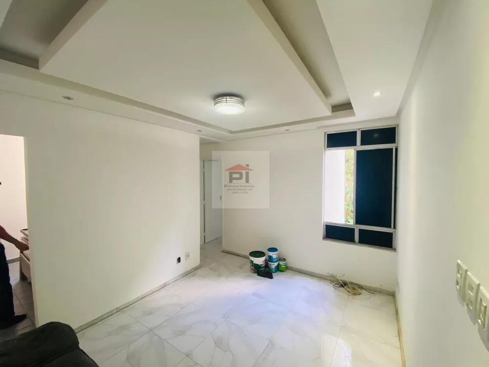 Apartamento à venda com 2 quartos, 48m² - Foto 1