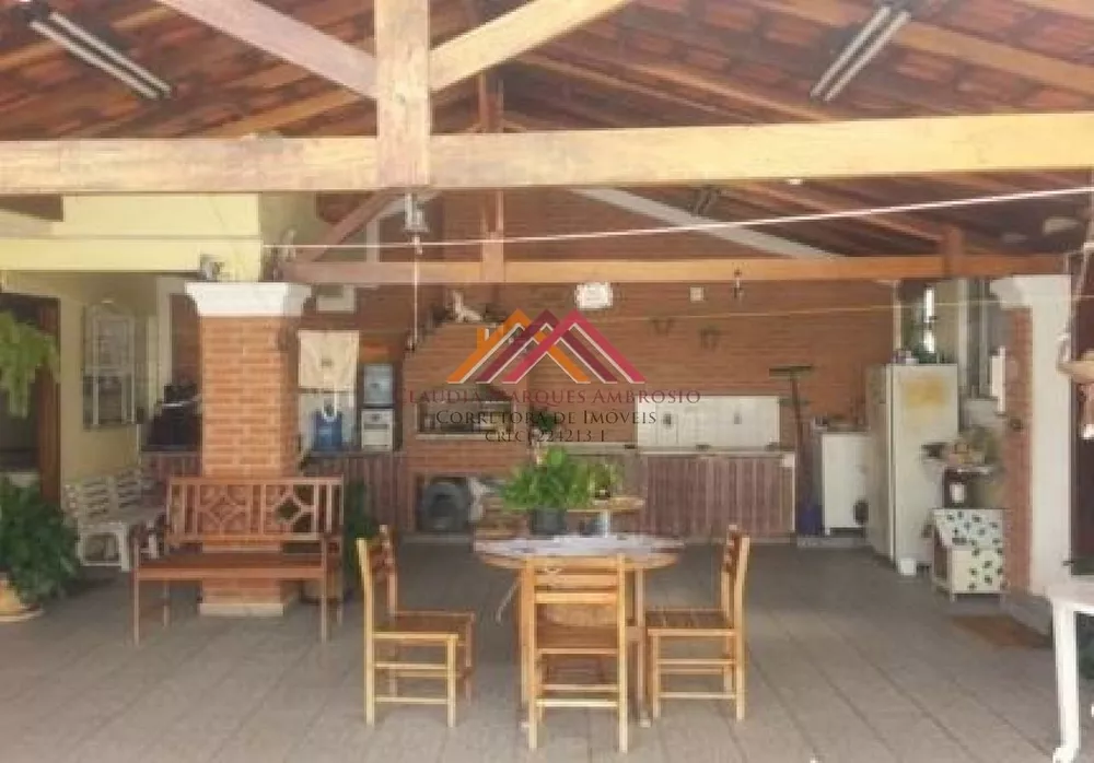 Casa, 4 quartos, 270 m² - Foto 3