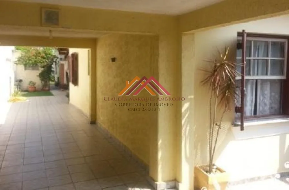 Casa, 4 quartos, 270 m² - Foto 2