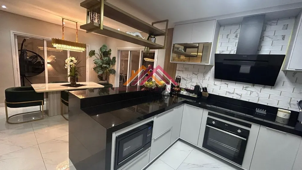 Sobrado, 3 quartos, 238 m² - Foto 5