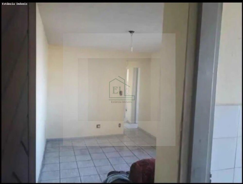 Apartamento à venda com 3 quartos, 100m² - Foto 2