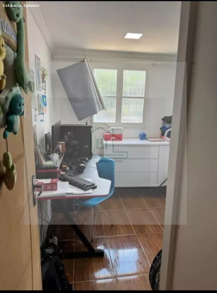 Casa, 3 quartos, 200 m² - Foto 11