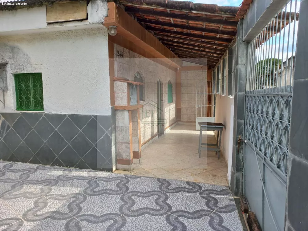 Casa, 2 quartos, 200 m² - Foto 1