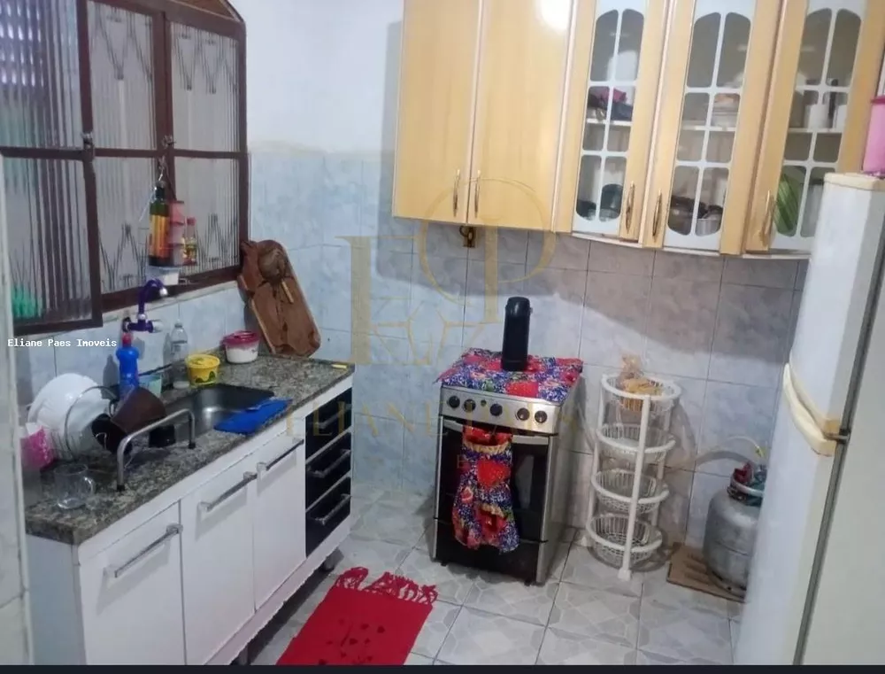 Casa, 3 quartos, 200 m² - Foto 1