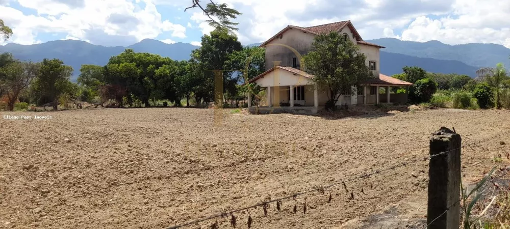 Sítio, 4 quartos, 2100 m² - Foto 9