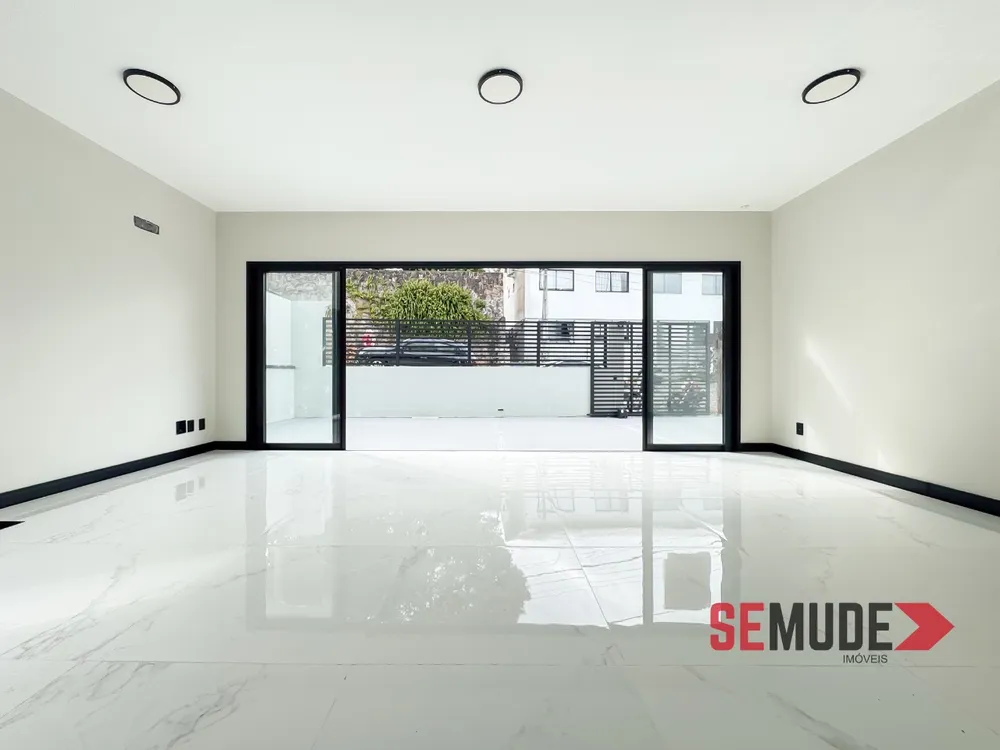 Casa, 3 quartos, 180 m² - Foto 1