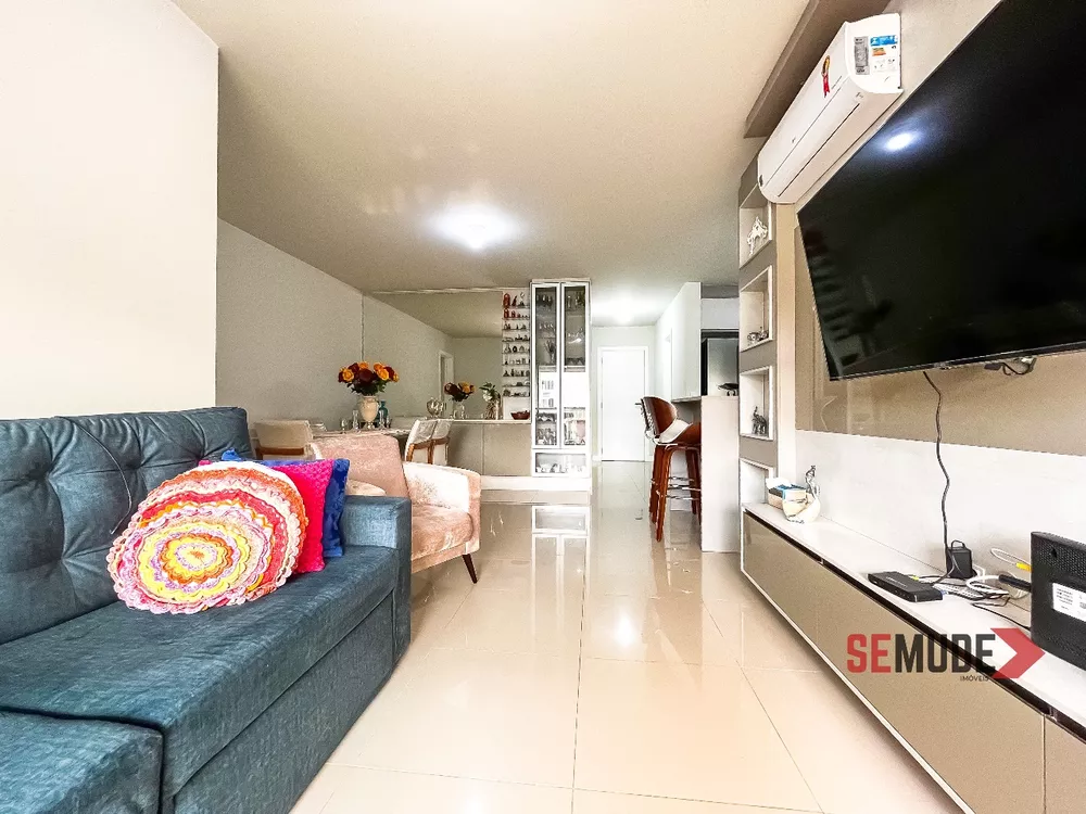 Apartamento à venda com 4 quartos, 110m² - Foto 2