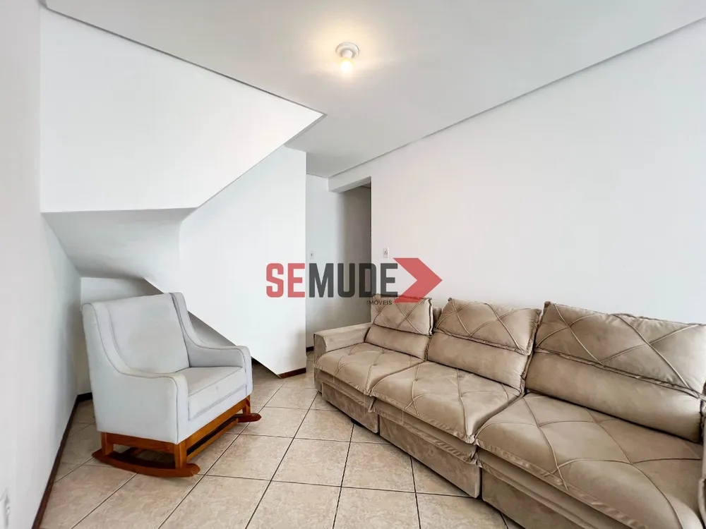 Cobertura, 3 quartos, 183 m² - Foto 2