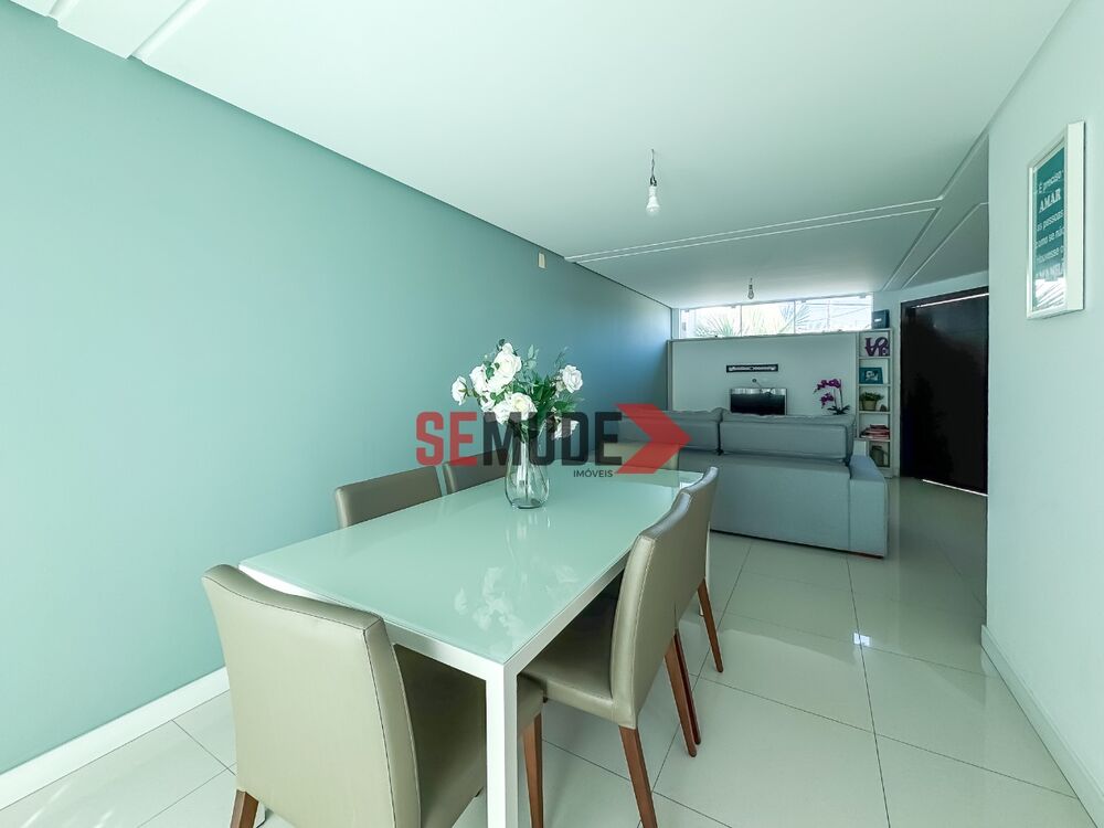 Casa à venda com 4 quartos, 238m² - Foto 5