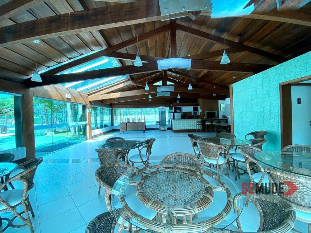 Apartamento à venda com 3 quartos, 243m² - Foto 6