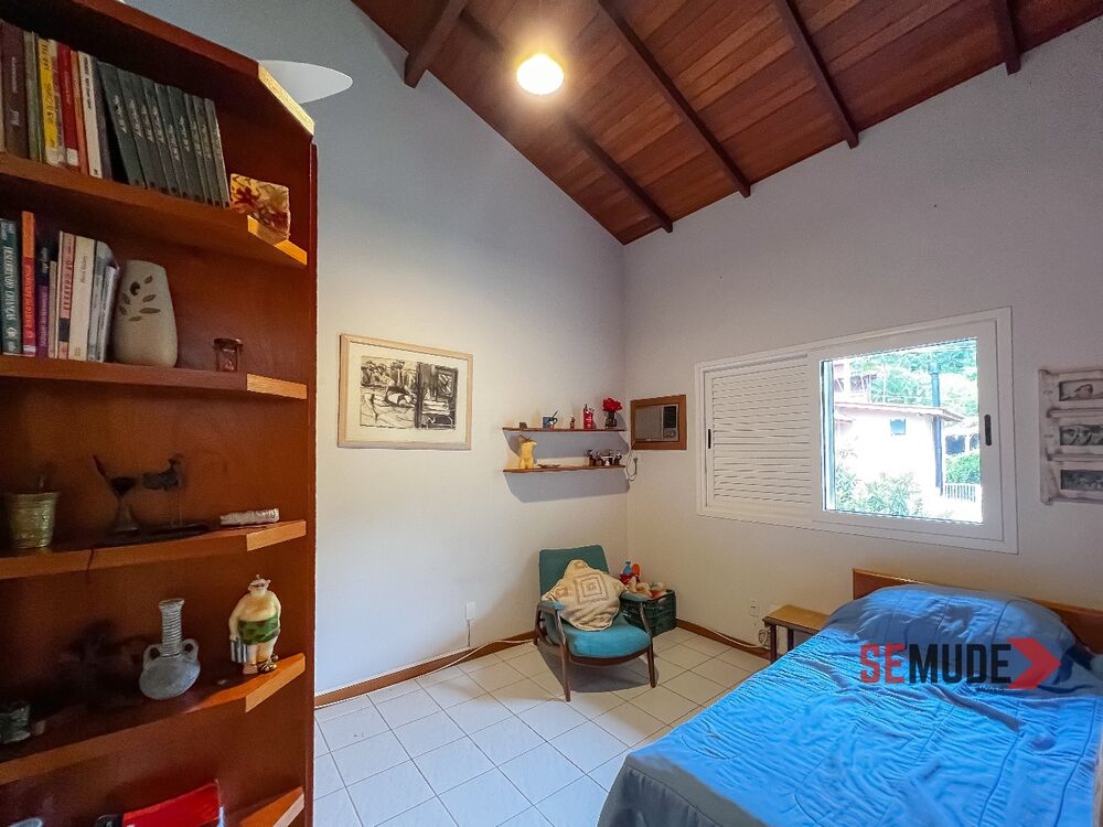 Apartamento à venda com 3 quartos, 139m² - Foto 4