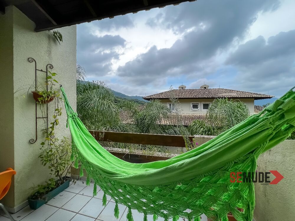 Apartamento à venda com 3 quartos, 139m² - Foto 1