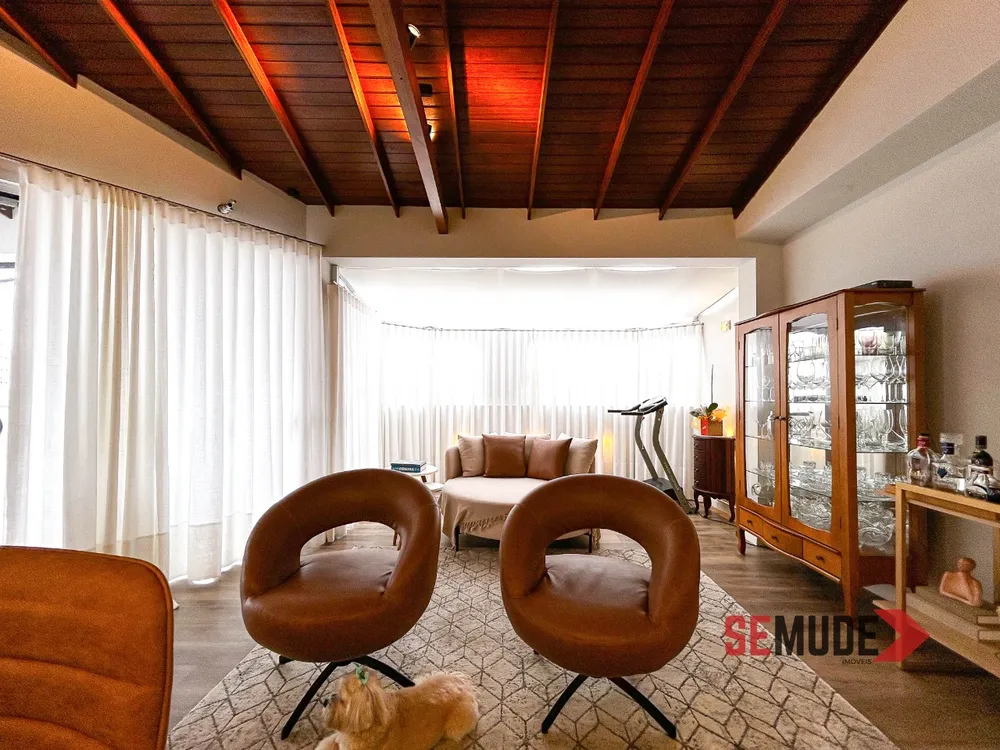 Cobertura, 3 quartos, 217 m² - Foto 4