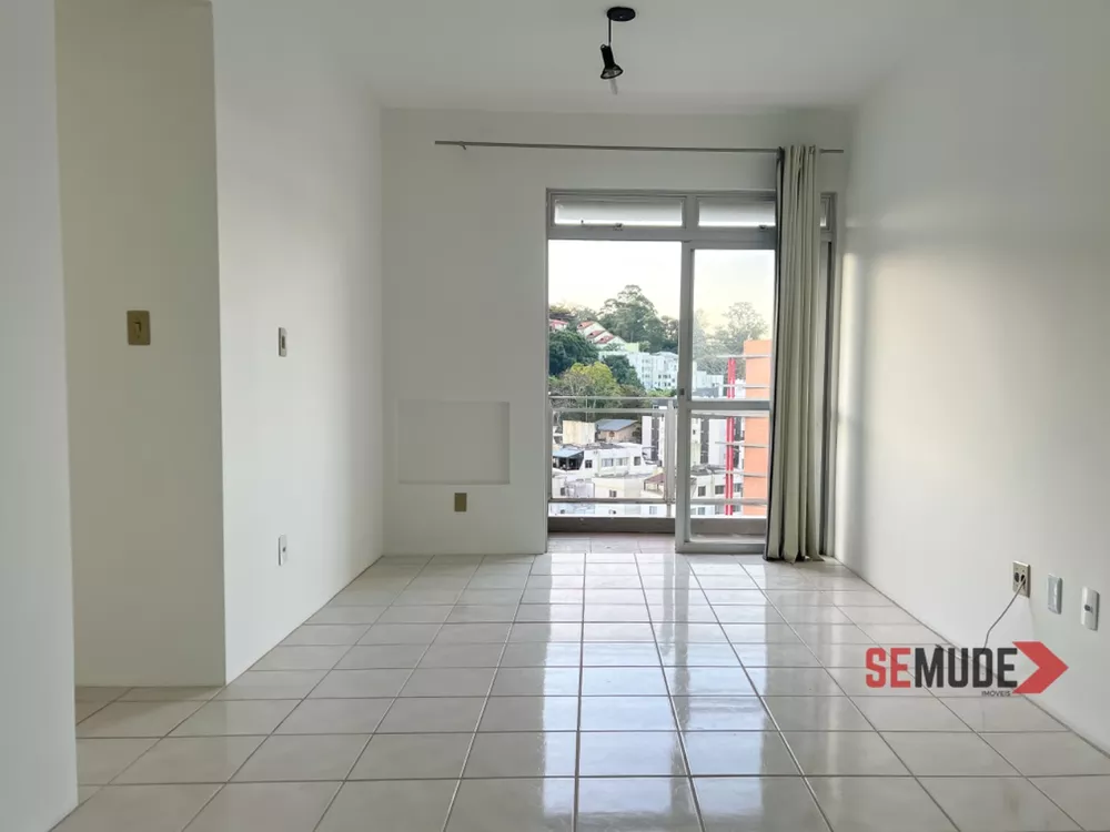 Apartamento à venda com 2 quartos, 60m² - Foto 1