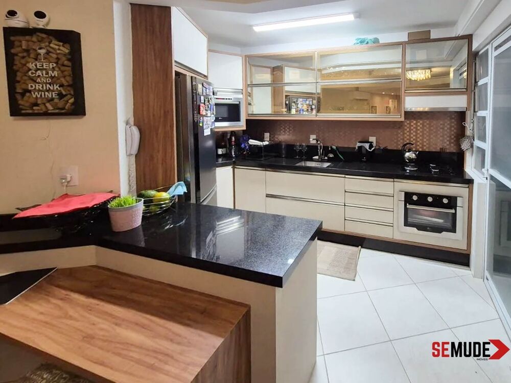 Apartamento à venda com 3 quartos, 107m² - Foto 3