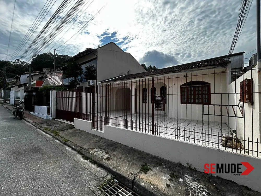 Casa, 7 quartos, 250 m² - Foto 2