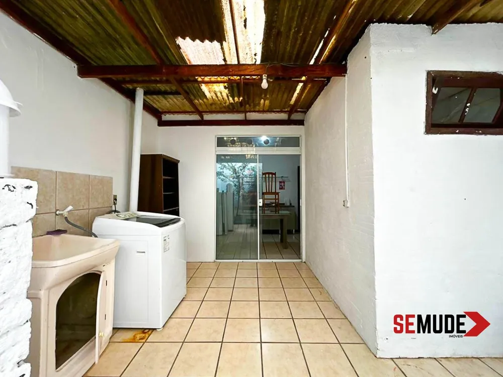 Casa, 7 quartos, 250 m² - Foto 4