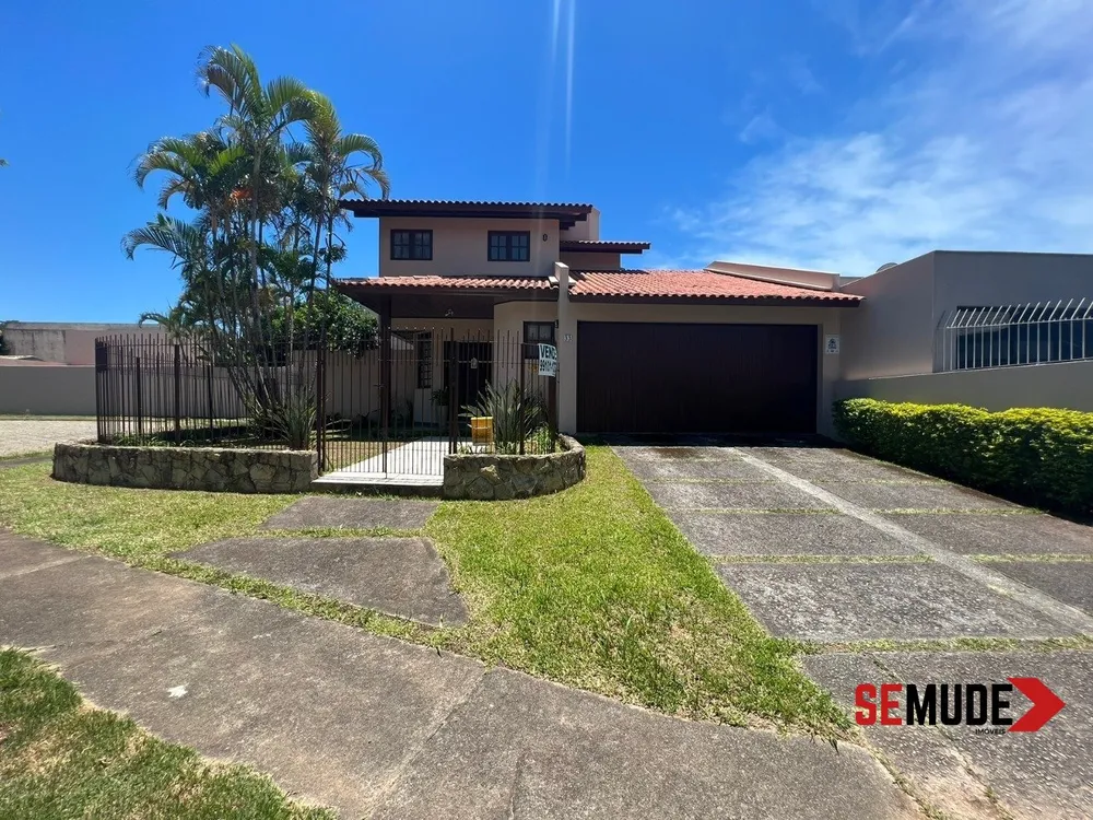 Casa, 4 quartos, 297 m² - Foto 1