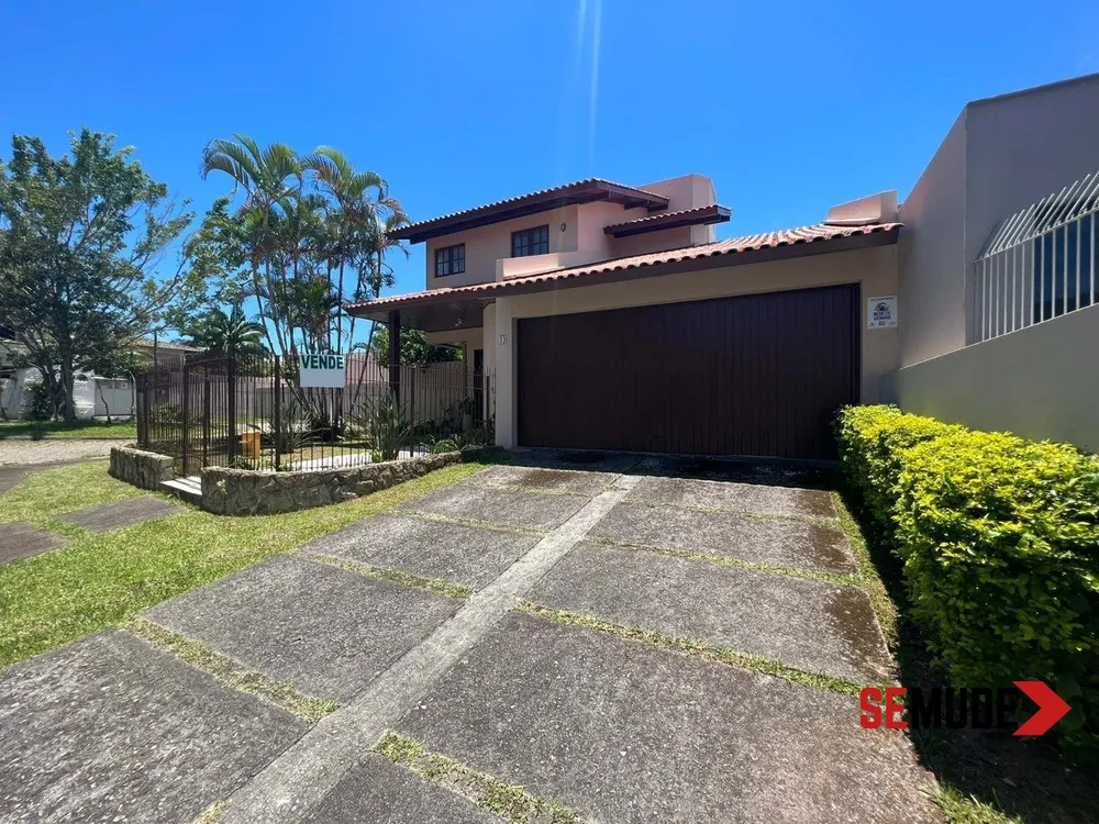 Casa, 4 quartos, 297 m² - Foto 2