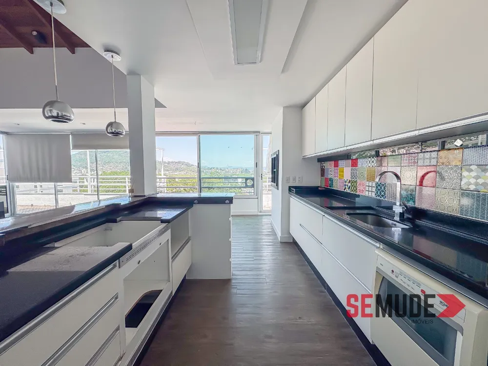 Cobertura, 3 quartos, 153 m² - Foto 2