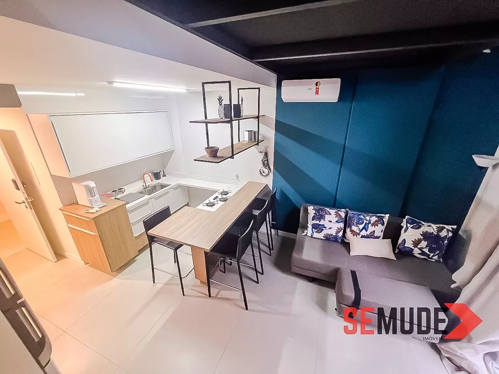 Apartamento à venda com 1 quarto, 40m² - Foto 2