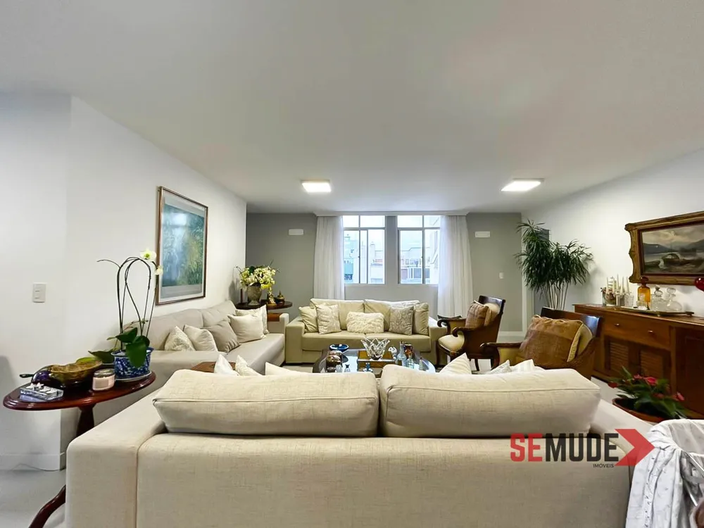 Apartamento, 4 quartos, 202 m² - Foto 1