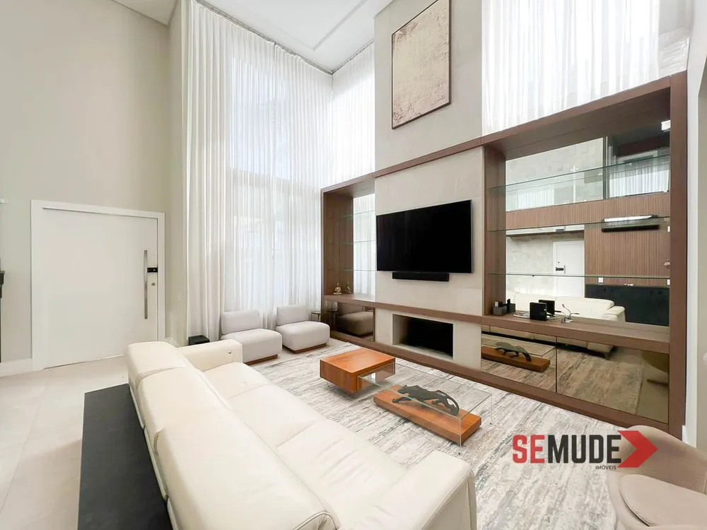 Casa, 4 quartos, 343 m² - Foto 2
