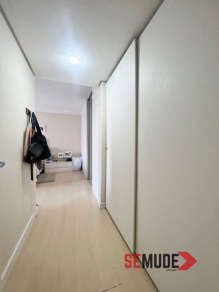 Apartamento à venda com 4 quartos, 287m² - Foto 4