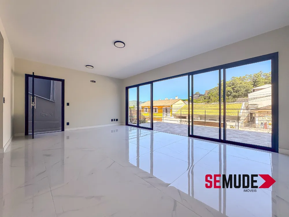 Casa, 3 quartos, 180 m² - Foto 2