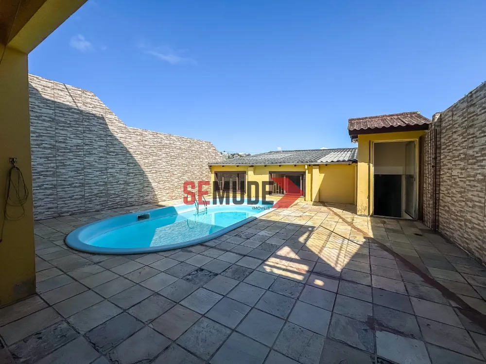 Casa, 6 quartos, 290 m² - Foto 3