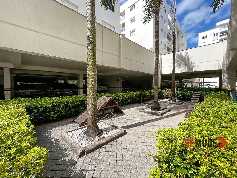 Apartamento à venda com 3 quartos, 98m² - Foto 7