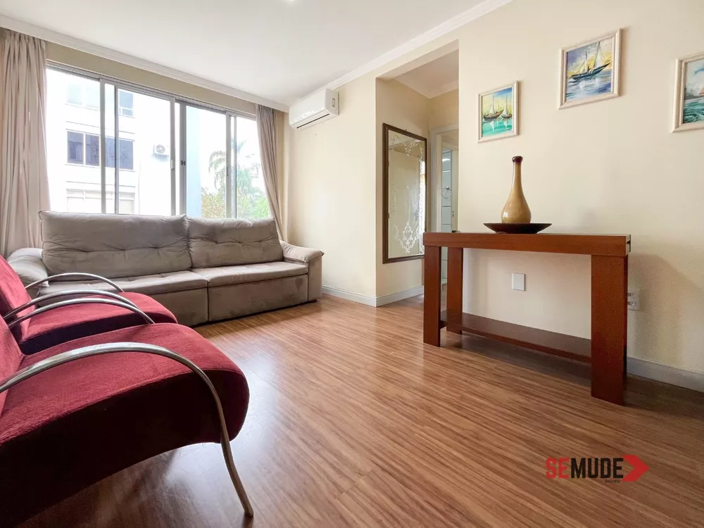 Apartamento à venda com 2 quartos, 70m² - Foto 4